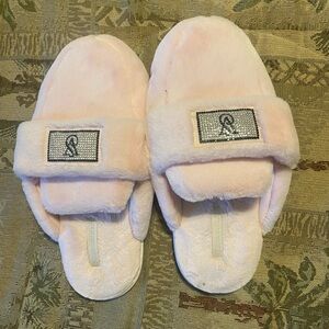 Victoria’s Secret Slippers Brand New (S)